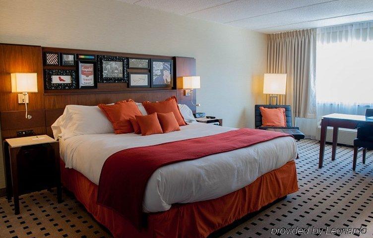 Delta Hotels By Marriott Utica Zewnętrze zdjęcie