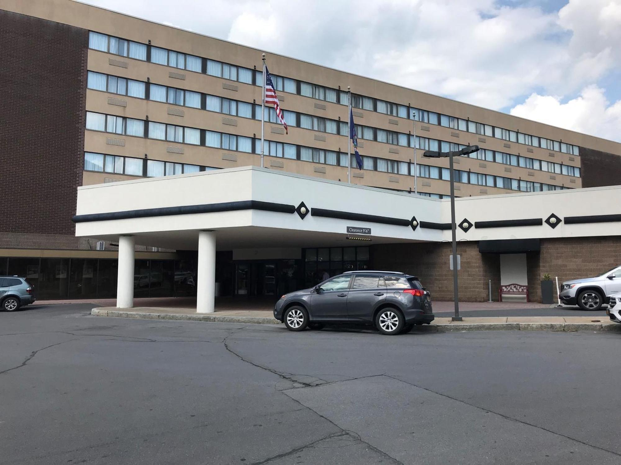 Delta Hotels By Marriott Utica Zewnętrze zdjęcie