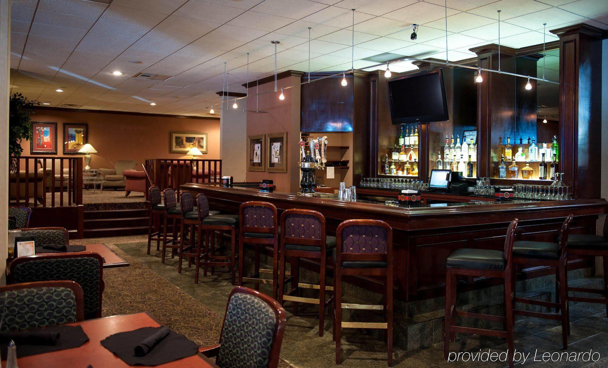 Delta Hotels By Marriott Utica Zewnętrze zdjęcie
